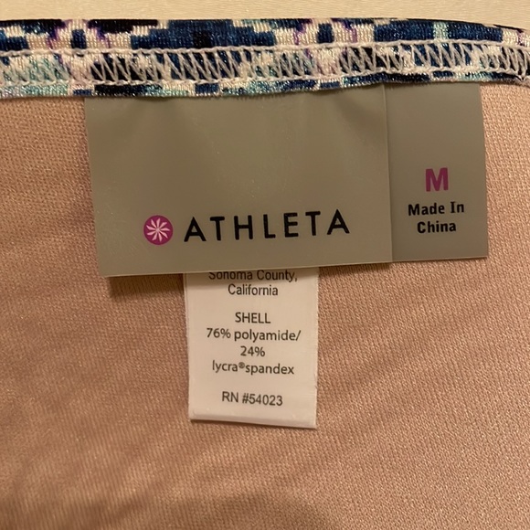 EUC Athleta bikini top sz med - Picture 2 of 3